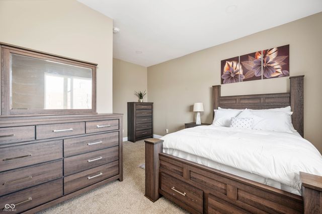 1041 S East Street, Indianapolis, IN 46225