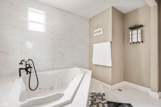 1041 S East Street, Indianapolis, IN 46225