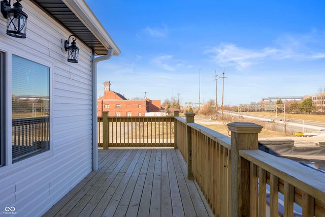 1041 S East Street, Indianapolis, IN 46225