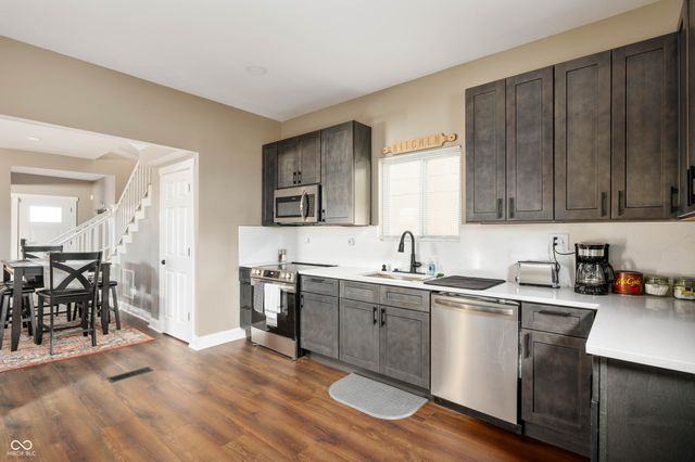 1041 S East Street, Indianapolis, IN 46225