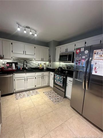 5916 Gist Place, Fayetteville, NC 28306