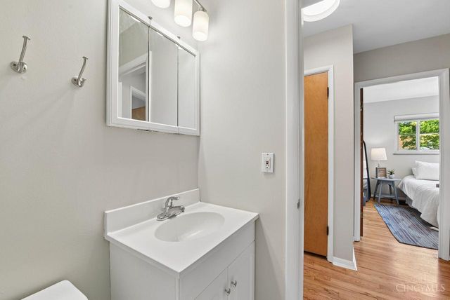 1613 Norcol Lane, Cincinnati, OH 45231