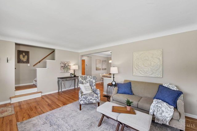 1613 Norcol Lane, Cincinnati, OH 45231