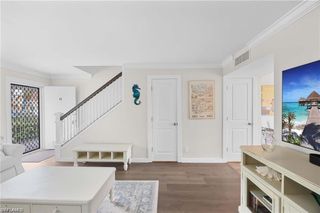 1222 Gordon DR O-15, Naples, FL 34102