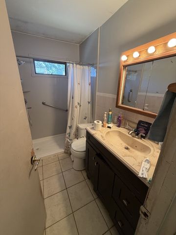 42 Birch Rd, Westford, MA 01886