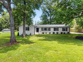 215 Bondale Drive, Spartanburg, SC 29303
