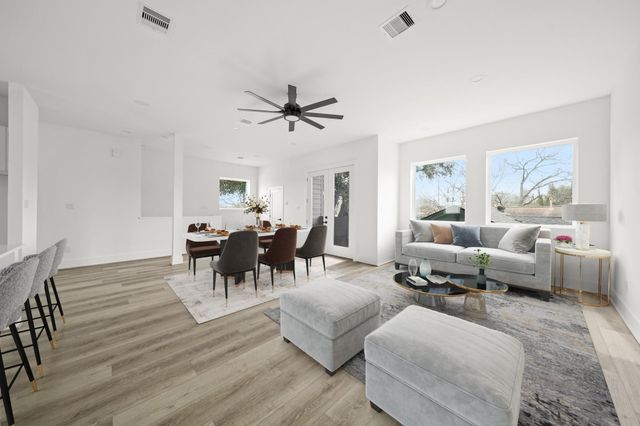 313 N Nagle Street, Houston, TX 77003