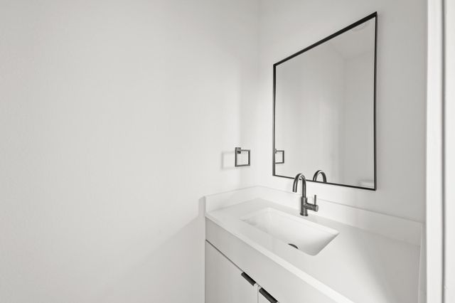 313 N Nagle Street, Houston, TX 77003