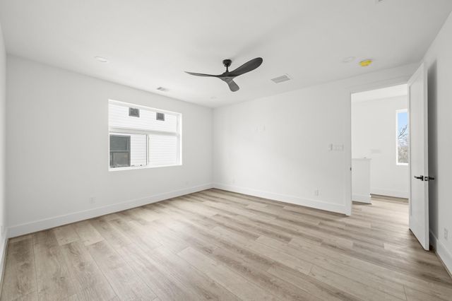 313 N Nagle Street, Houston, TX 77003