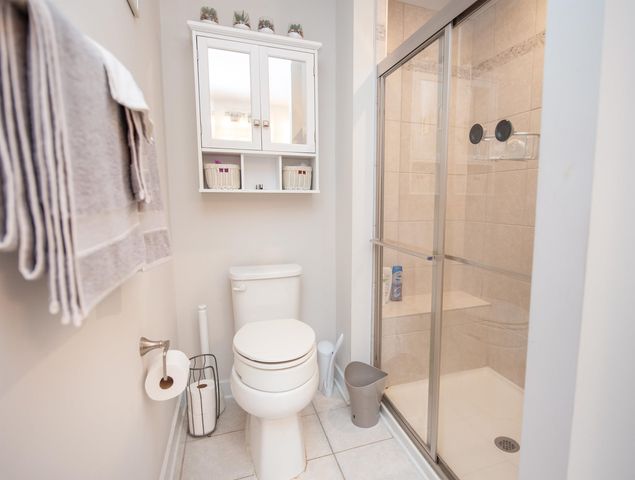 811 Shady Oak Court, Boiling Springs, SC 29316