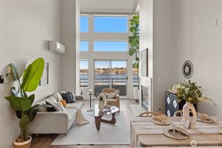 2400 8th Avenue N #1S, Seattle, WA 98109