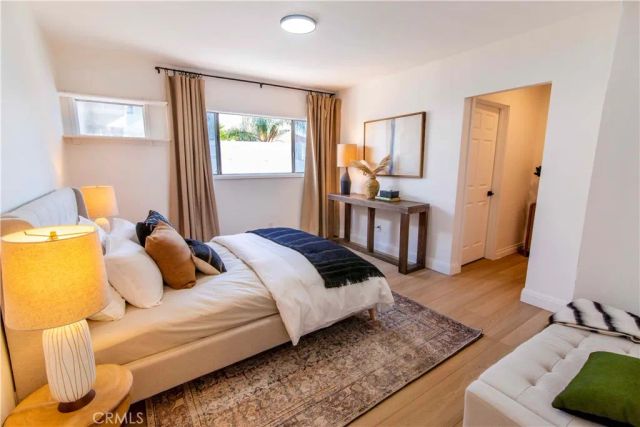 10816 Calvert, North Hollywood, CA 91606