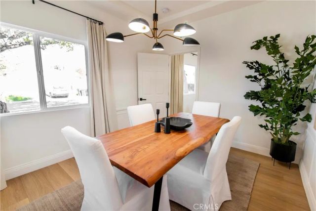 10816 Calvert, North Hollywood, CA 91606