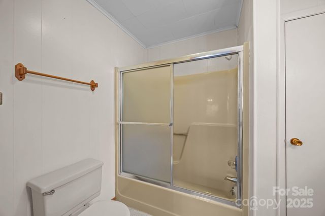 75 Red Oak Lane, Waynesville, NC 28786