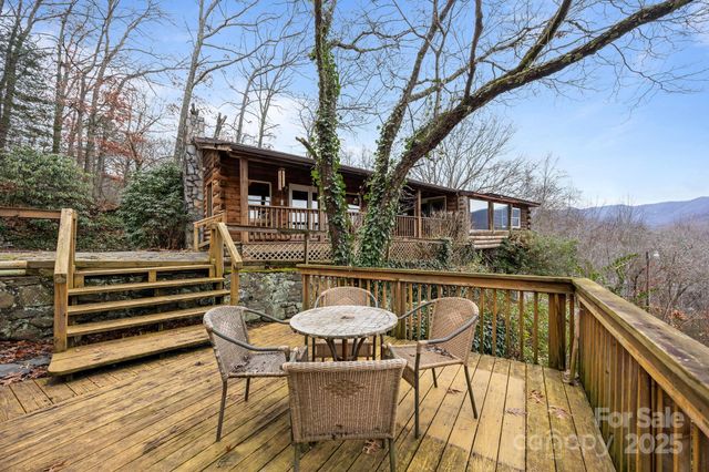 75 Red Oak Lane, Waynesville, NC 28786