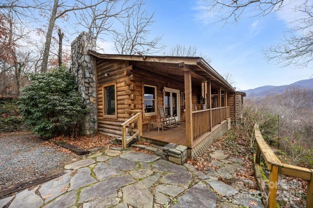 75 Red Oak Lane, Waynesville, NC 28786