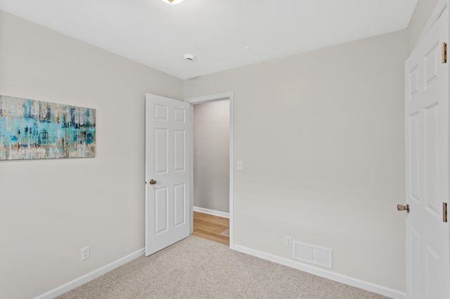 5736 40th Avenue S, Minneapolis, MN 55417