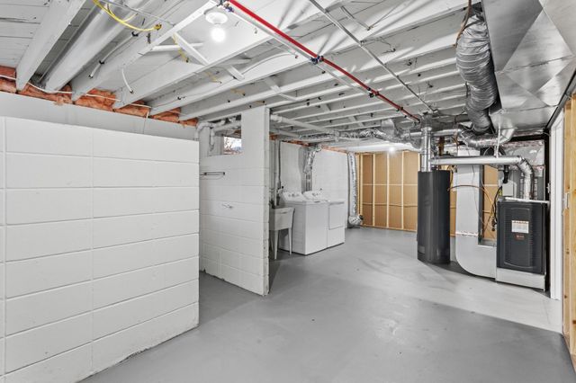 5736 40th Avenue S, Minneapolis, MN 55417