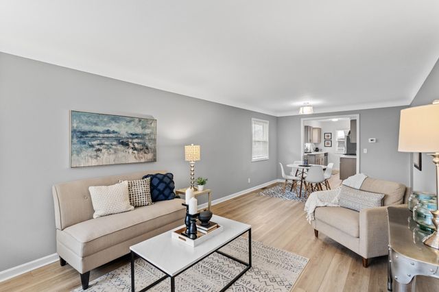 5736 40th Avenue S, Minneapolis, MN 55417