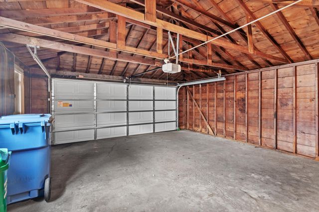 5736 40th Avenue S, Minneapolis, MN 55417