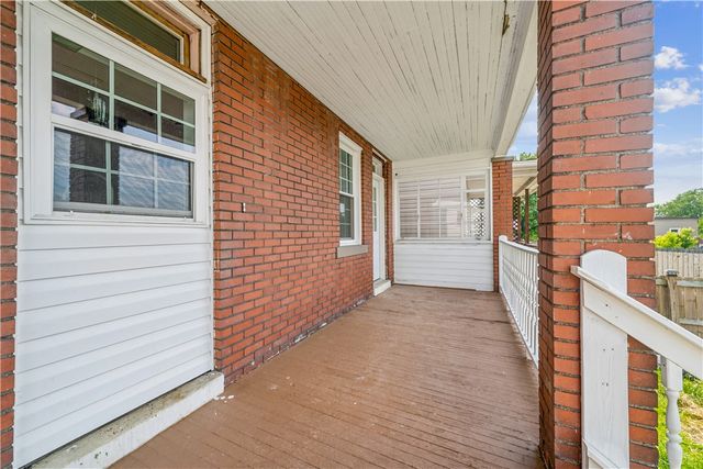 144 W Schwab Ave, Munhall, PA 15120