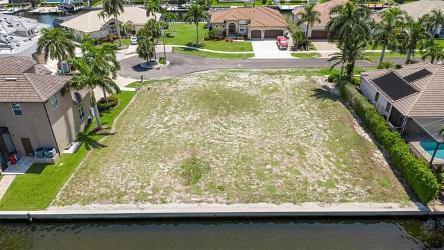 375 WALES COURT, Marco Island, FL 34145
