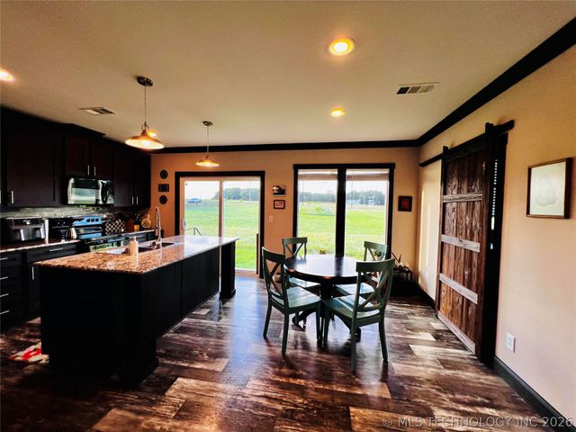 11580 Taylor Island View Road, Kingston, OK 73439