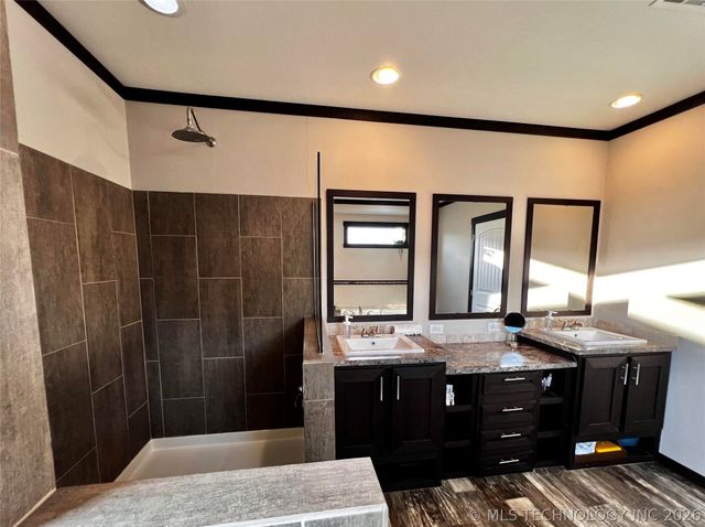 11580 Taylor Island View Road, Kingston, OK 73439