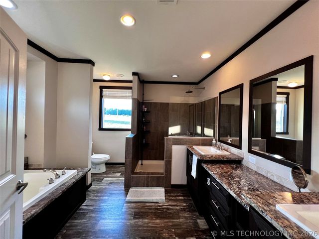 11580 Taylor Island View Road, Kingston, OK 73439