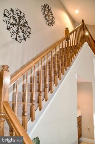 7573 FUSILIER DR, Warrenton, VA 20186