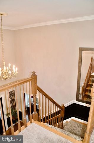 7573 FUSILIER DR, Warrenton, VA 20186