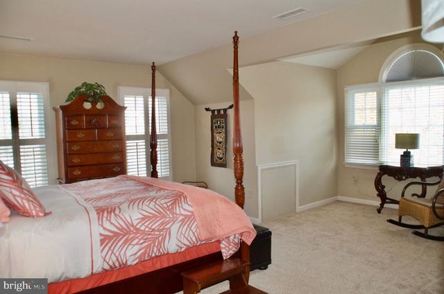 7573 FUSILIER DR, Warrenton, VA 20186