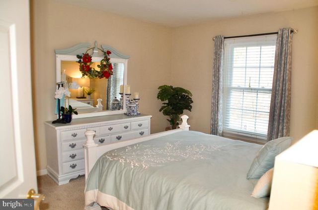 7573 FUSILIER DR, Warrenton, VA 20186