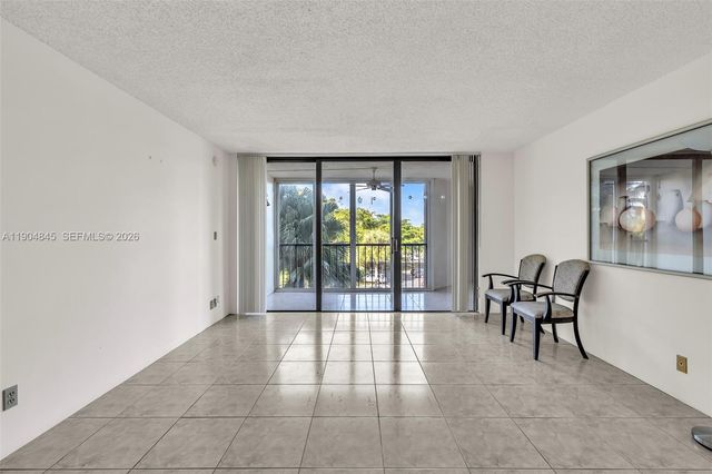 16300 Golf Club Road 408, Weston, FL 33326