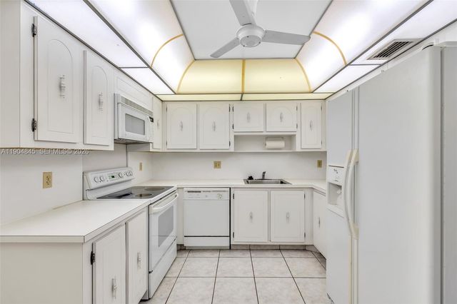 16300 Golf Club Road 408, Weston, FL 33326