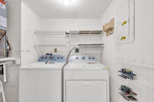 16300 Golf Club Road 408, Weston, FL 33326