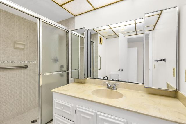 16300 Golf Club Road 408, Weston, FL 33326