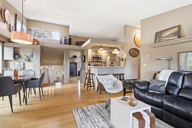 4909 MOUNTAIN SPRINGS CT, Rapid City, SD 57702