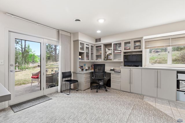 4909 MOUNTAIN SPRINGS CT, Rapid City, SD 57702