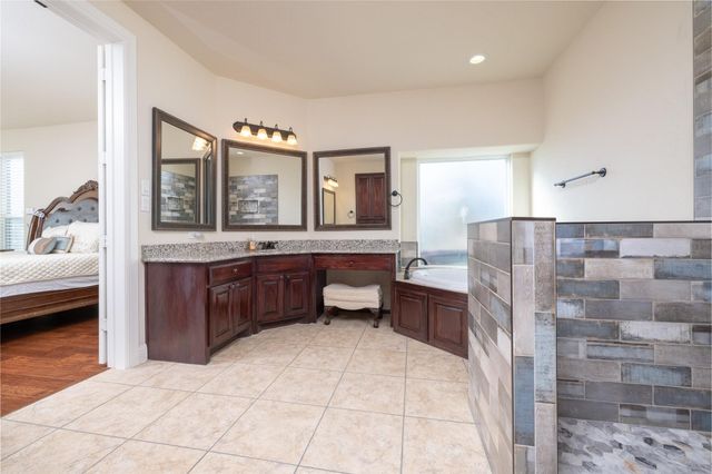 6728 S Fork Drive, North Richland Hills, TX 76182