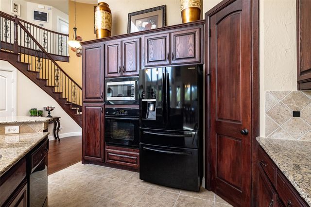 6728 S Fork Drive, North Richland Hills, TX 76182