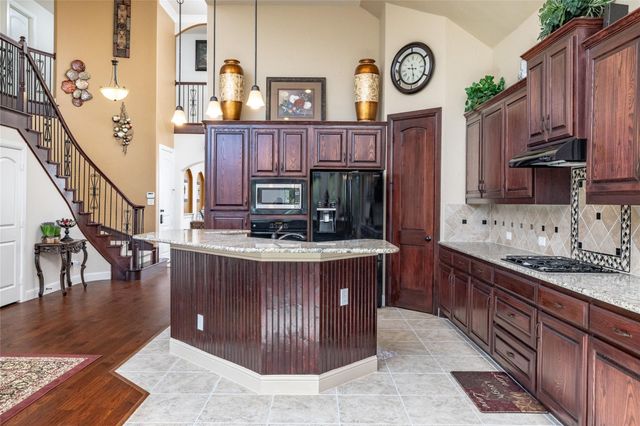 6728 S Fork Drive, North Richland Hills, TX 76182