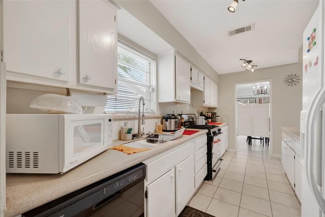 9634 Windswept Lane, Houston, TX 77063