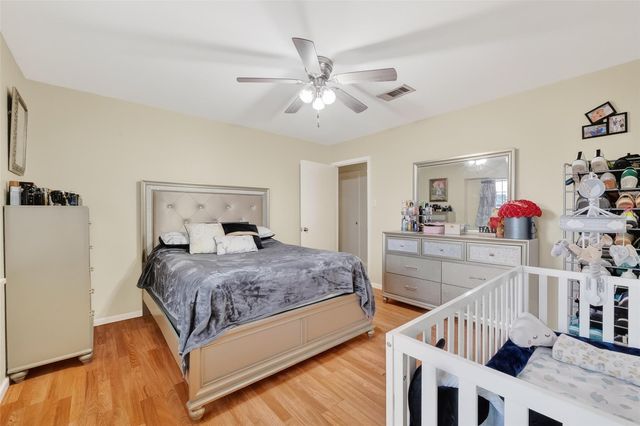 9634 Windswept Lane, Houston, TX 77063