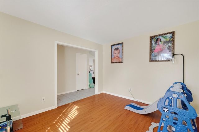 9634 Windswept Lane, Houston, TX 77063