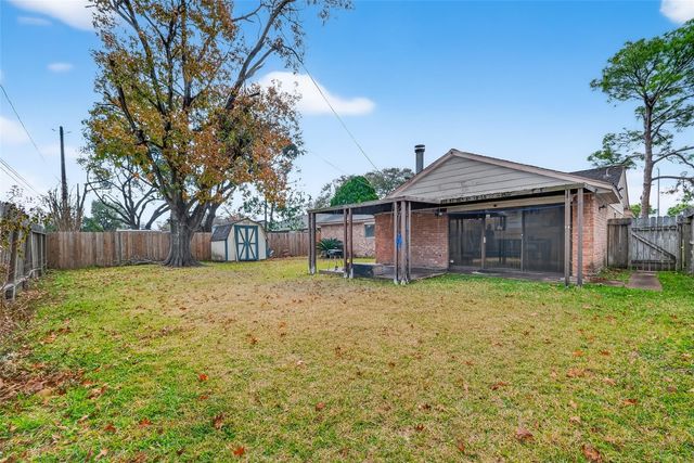 9634 Windswept Lane, Houston, TX 77063