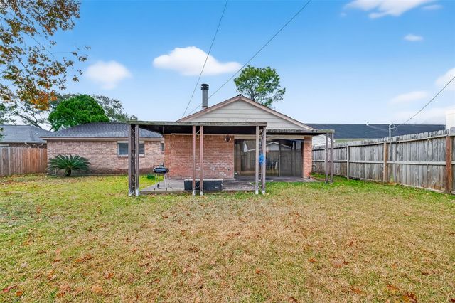 9634 Windswept Lane, Houston, TX 77063