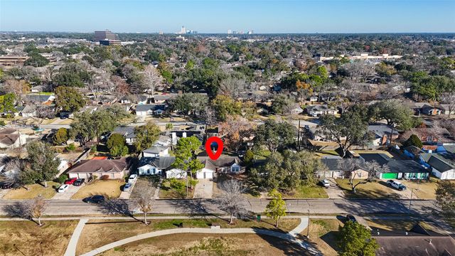 9634 Windswept Lane, Houston, TX 77063