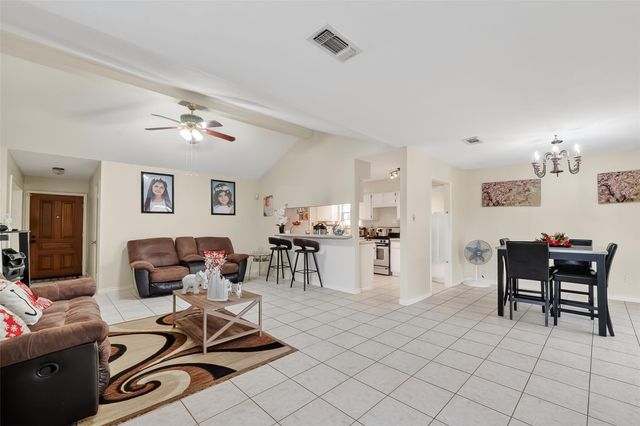 9634 Windswept Lane, Houston, TX 77063