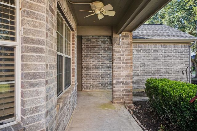 131 Breezy Shore Court, Dickinson, TX 77539